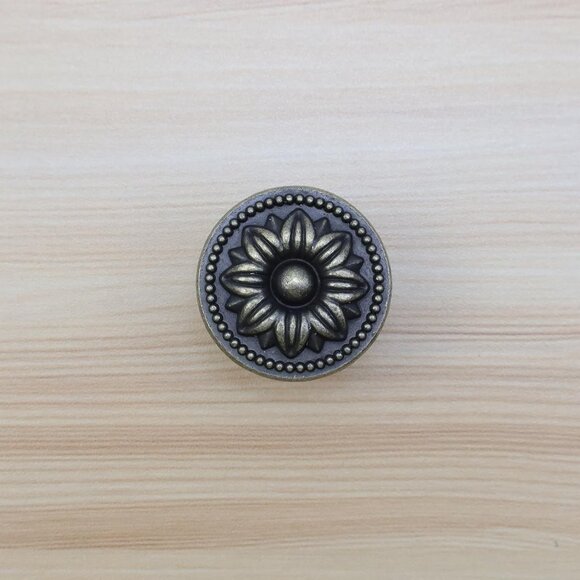 Pull Handle Metal Flower Shape Cabinet Drawer Door Knob Bronze Tone Pack of 6 - Picture 3 of 5
